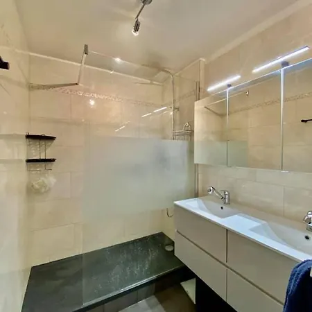 De 11 M2 Avec Balcon * Parigi
